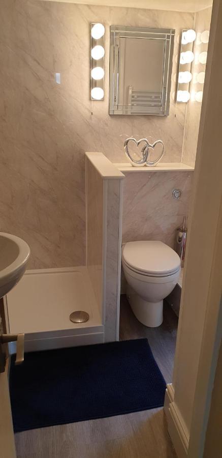 Seaview Paradise 1-Bed Apartment ברמאות' מראה חיצוני תמונה